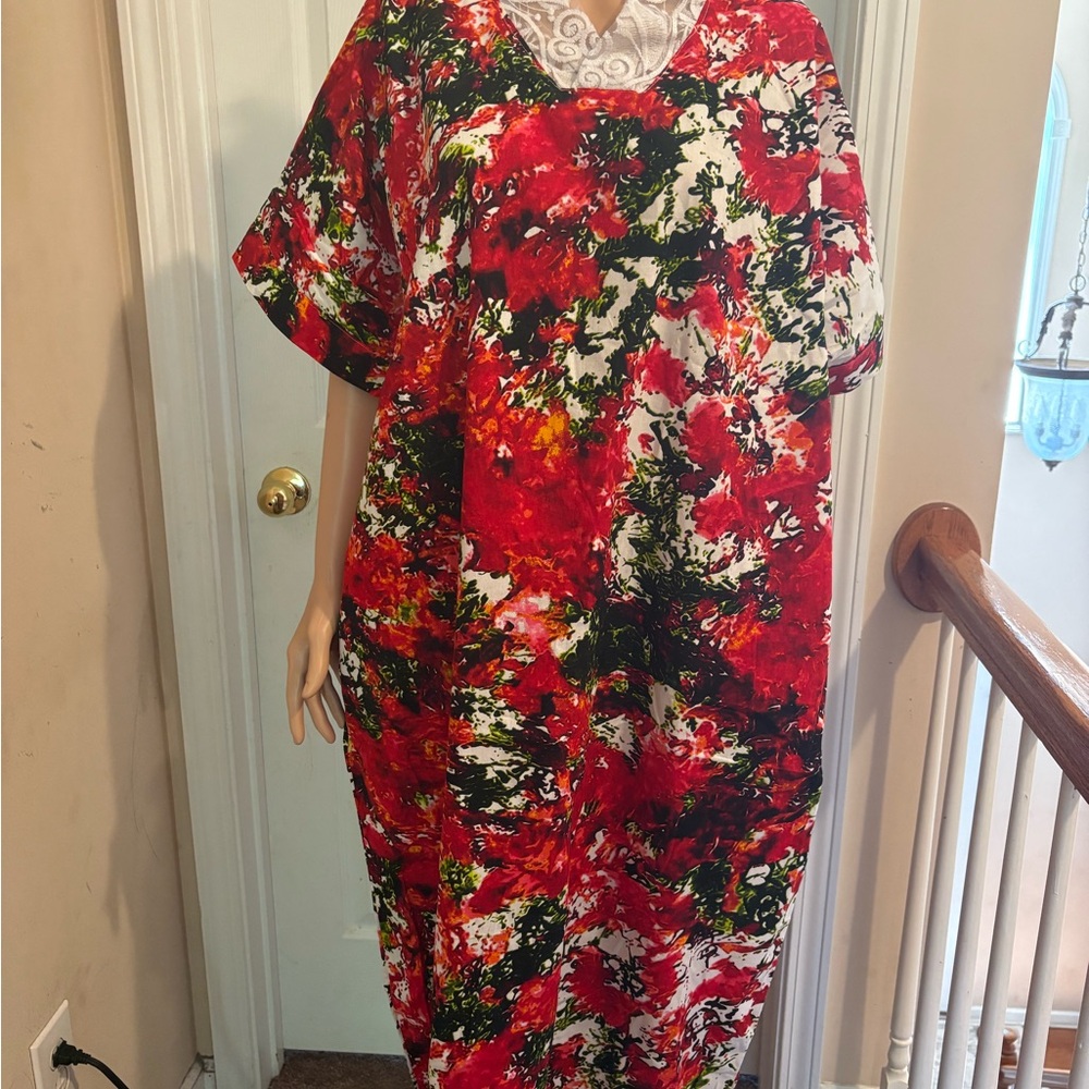 This African dress, also known as a Toe and dye or kaftan dress